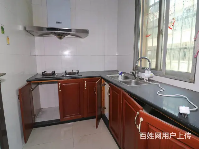 房产证满五多套，联排别墅。上下三层， 小区成熟 - 图片 6