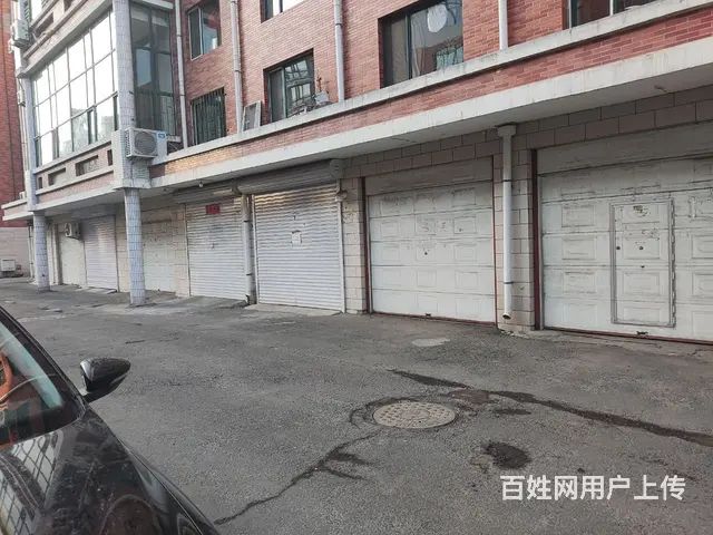 出租绅港花园车库 - 图片 1