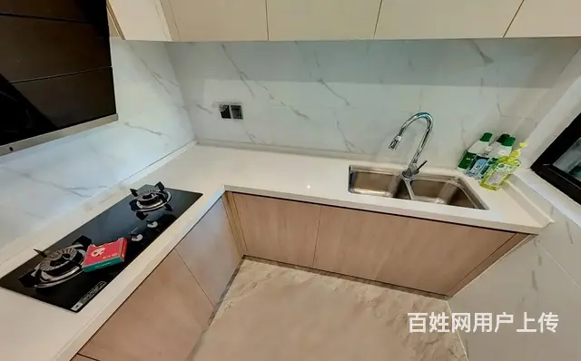 近拱北 ·国维中央广场 2室2厅 精装 全齐 - 图片 1