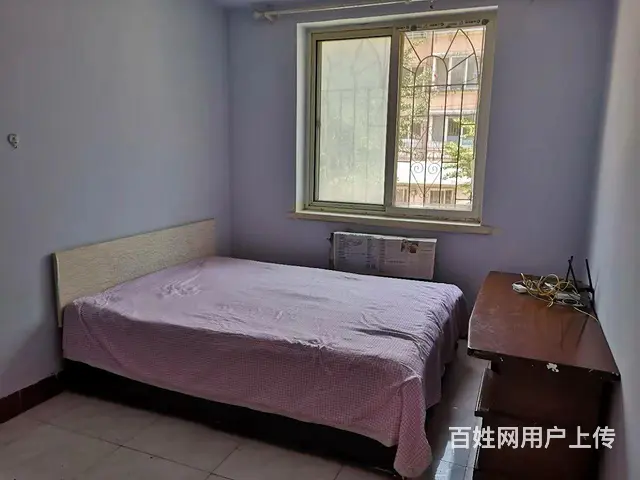 三角公园胜利小学附近 普通住宅1厅 中等装修 - 图片 1