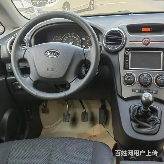 起亚 起亚Carens [佳乐](进口) 2011款 New - 图片 12