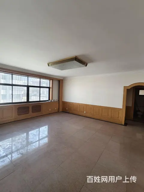 带车库2楼 186平98.8万 - 图片 2
