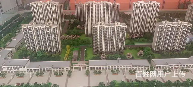 大型小区门口第一间商铺 - 图片
