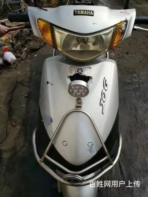 专业批发二手摩托车，停车场大量现车，本田，铃木，雅 - 图片 4