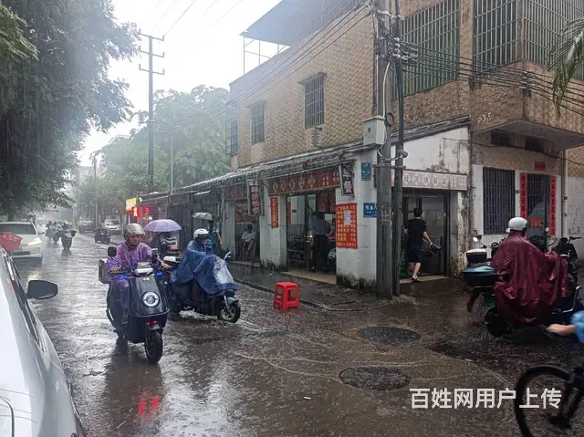 （51旺铺推荐）秀丽路与建新街交叉路口120平双门面旺铺转让 - 图片 1