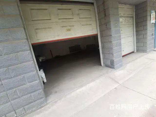 欧洲新城旁党校家属楼楼下车库两个，地上车库 - 图片