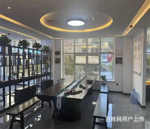 （同城搜铺网11年） 转让宝塔区君林上苑245平商铺 - 图片 2