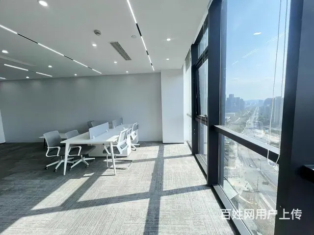 星耀城145方2加1格局朝南精装带家具落地窗2块房东租 - 图片 5