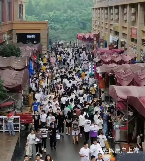 汽车学院52平美发店转让《同城搜铺网》 - 图片 1