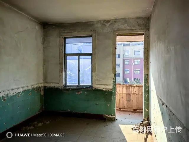 19中  站前路  电务西院 步梯5楼 顶楼 毛坯房 - 图片 2