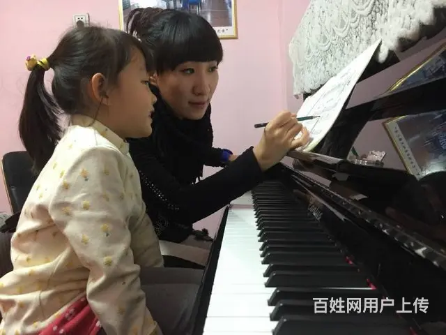 烟台开发区买钢琴学钢琴  雅歌琴行雅马哈钢琴专卖 - 图片 1