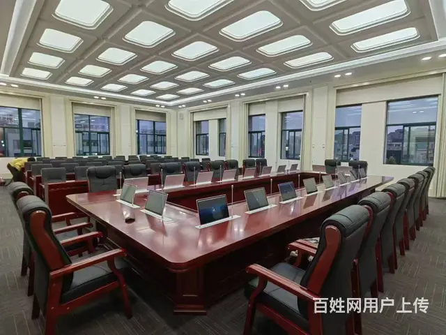现代办公家具办公桌电脑桌会议沙发员工桌保密柜密集架 - 图片 1