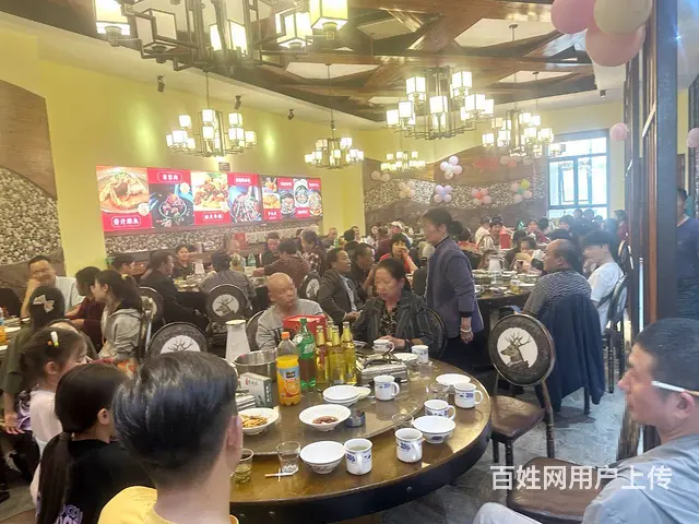 （老板本人）低价转让，中信广场友阿奥特莱斯旁临街精装餐馆转让 - 图片 2