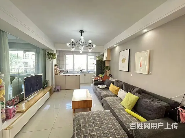 西城华府，2楼68平两室一厅精装修，可贷款28.8万 - 图片 1