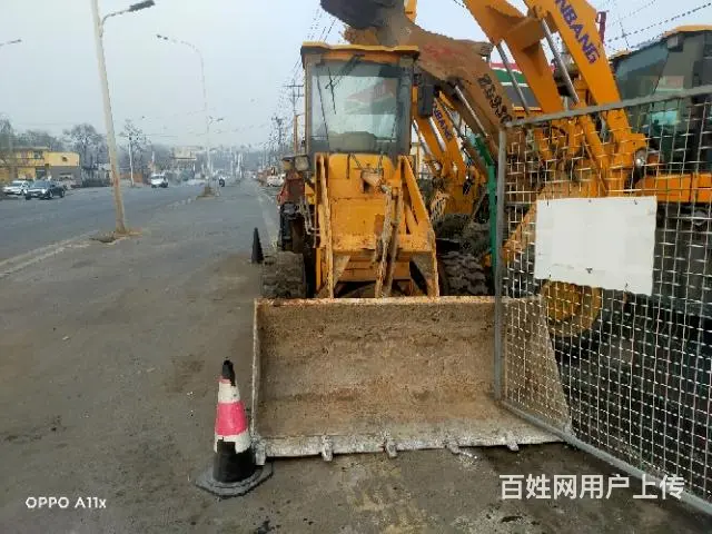 小铲车 - 图片 1
