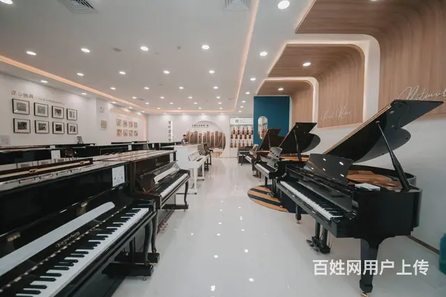 番禺买珠江钢琴黑色的好，还是白色的好看？ - 图片