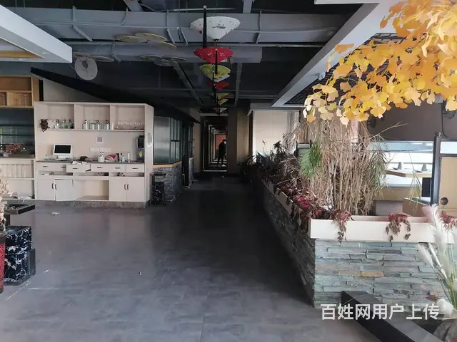 繁华商业区900平优质商铺出租，黄金位置，机会难得！  - 图片 6