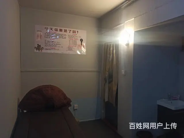 天心区南湖路一楼4年美容店 实惠转让 - 图片 1