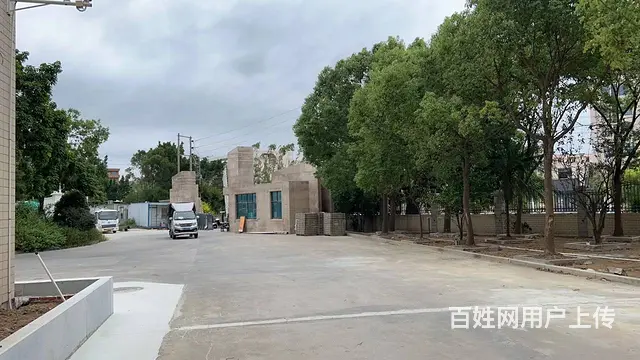 厂房出租 靠近大马路 交通便利 厂房宽敞 进出大车方便 - 图片 3