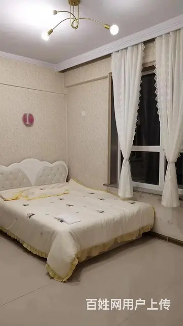 海纳丽景28楼68平精装双床电视冰箱洗衣机热水器包取暖包电梯 - 图片 1
