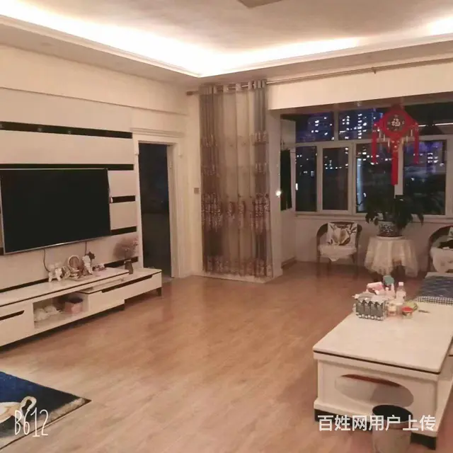 出租出卖:人民公园附近7楼， - 图片