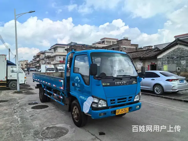 15年4K五十铃5.2米货车，年审到7月 - 图片 3