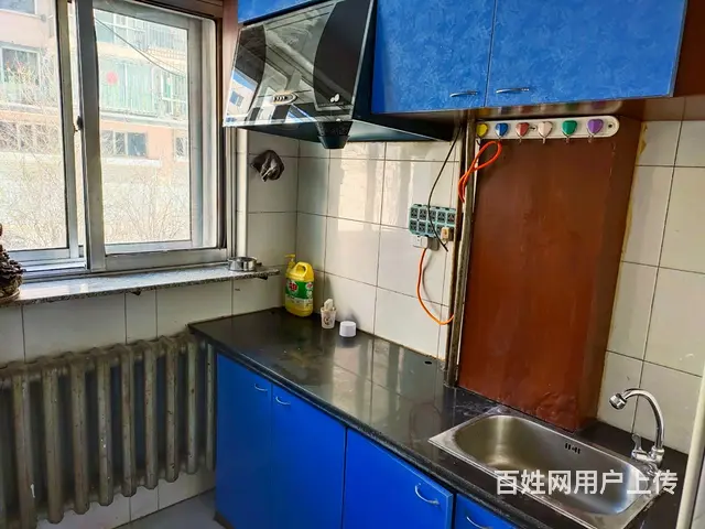 新鹤B区30号楼二楼出租(女生优先，独立单元门) - 图片 3