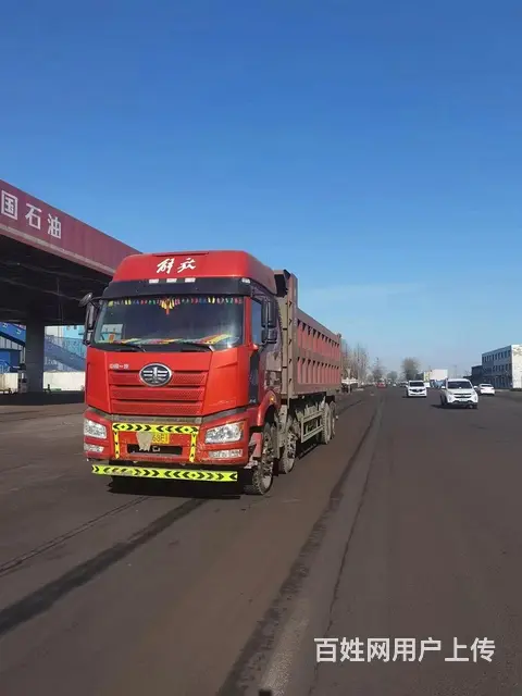 低价出售2020年解放 自卸车 配置高 价格便宜 - 图片 1