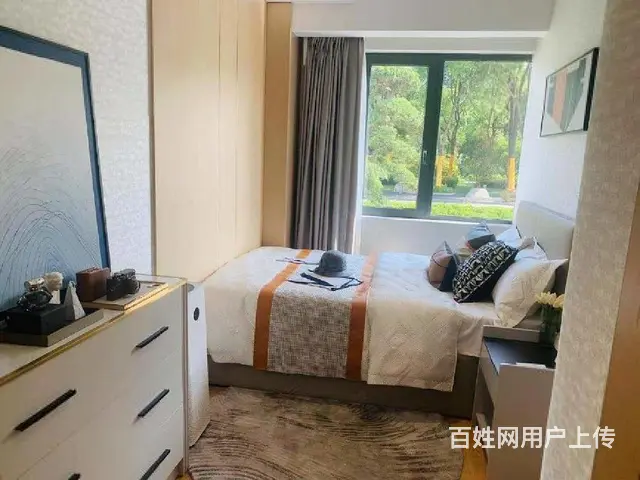 特惠四十多万买两室环球港地铁口北郊陪读公寓交通便利 - 图片 1