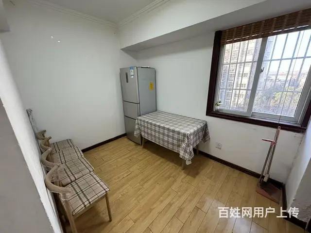 鼓楼广场附近电梯房，两室一厅1300可谈 - 图片 5