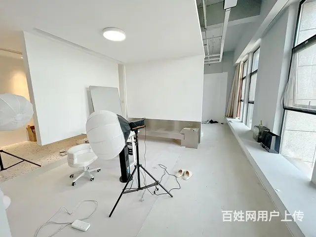 双地铁口 孵化器设计工作室 现房直租 服装 设计 直播 电商 - 图片 1