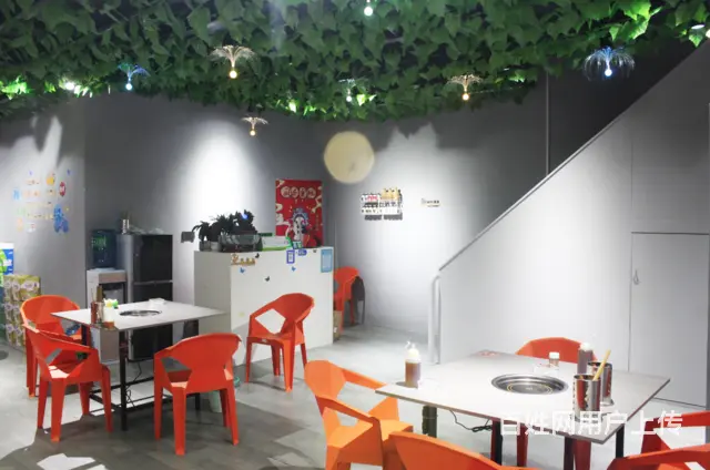 急转刚装拐角处火锅店--可经营夜宵 - 图片 8
