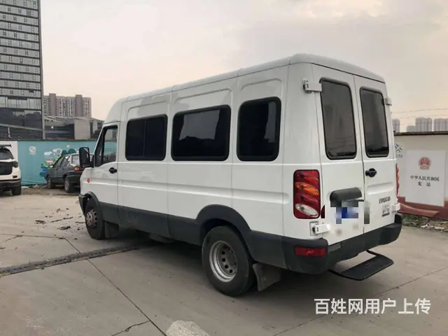依维柯长轴中顶后双胎7座国四排放支持分期包过户 - 图片 11