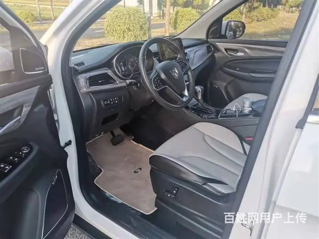 宝骏730 2019款 1.5T 无级 时尚型7座 - 图片 3