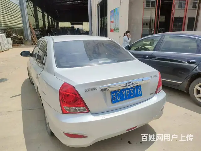 现代 伊兰特 2011款 伊兰特-三厢 1.6 手动 双燃料 - 图片 3