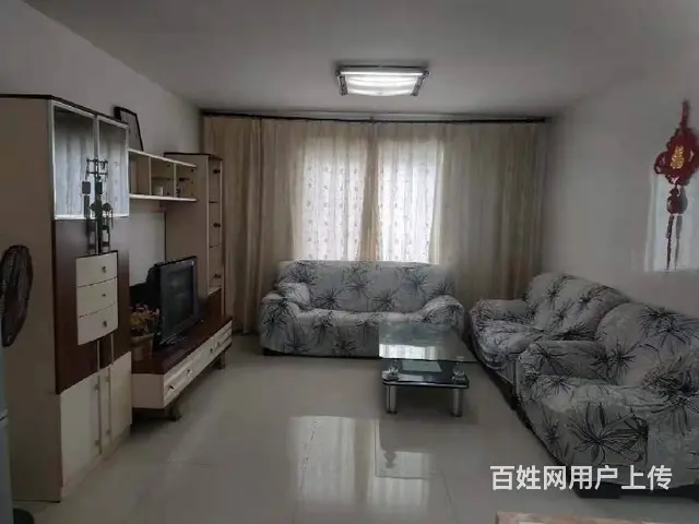 川惠国际广场 普通住宅2房 1600元出租 - 图片 1
