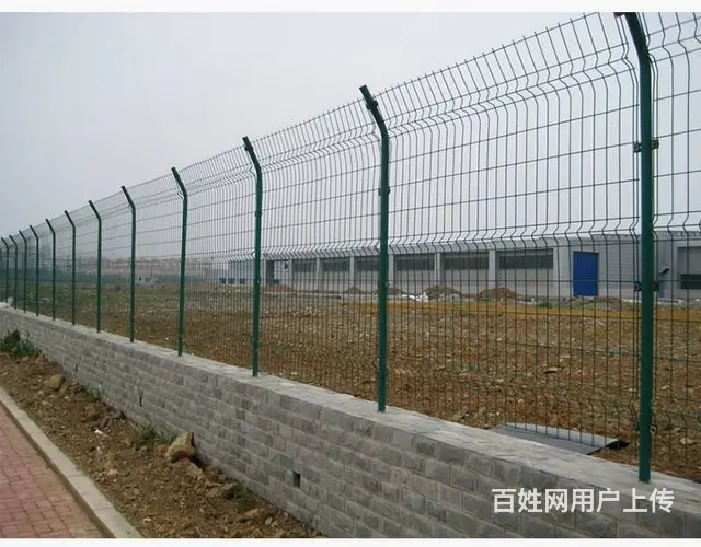 高速服务区低碳钢丝围栏 厂区铁丝隔离护栏网 - 图片 4