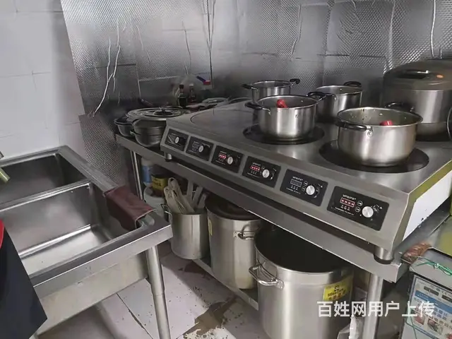 B11206一帝王鞋都快餐店低价转让（对面停车场） - 图片 2