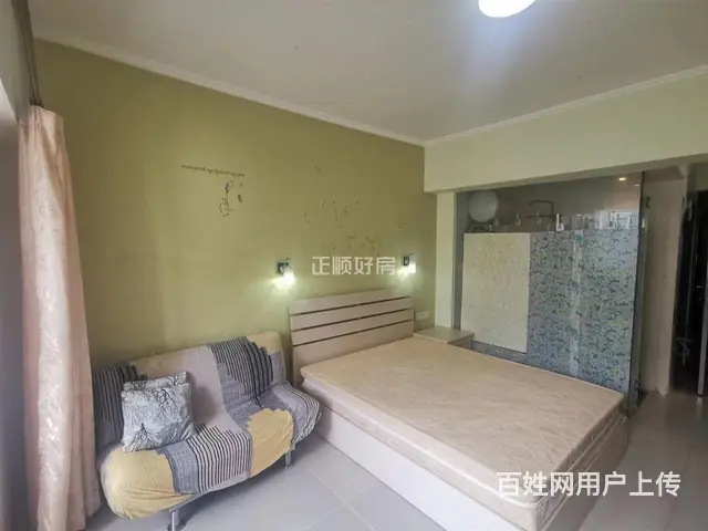 新香洲华润万家商场旁，电梯公寓，精装修，家私家电齐全。出租 - 图片 7