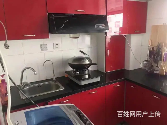 银泉小区7层阁楼，78平方，两室一厅 - 图片