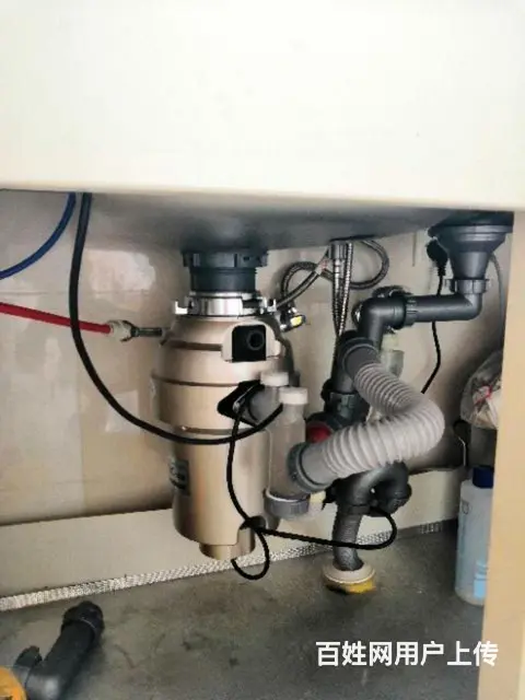 西湖区垃圾处理器不工作维修新旧垃圾处理器安装 - 图片 1