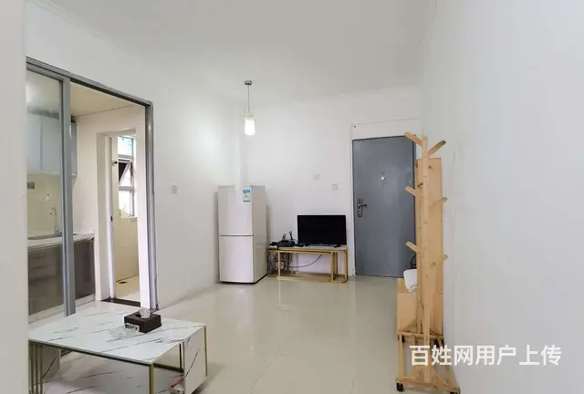 拱北关口和华国际公寓电梯一房一厅出租，租价2400。 - 图片 7