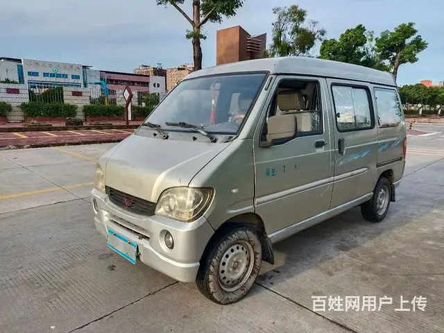 五菱之光面包车 - 图片 2