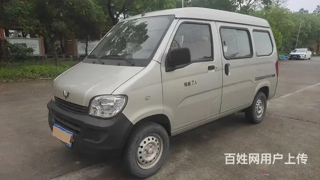 五菱之光面包车 - 图片 2
