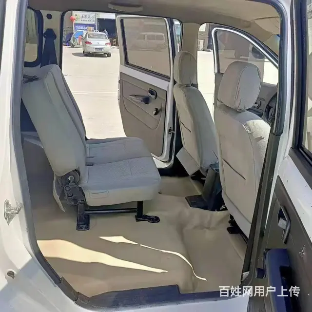 急转五菱宏光S面包车 - 图片 2