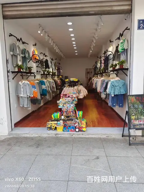 蓬安县铧厂路43平童装店转让 - 图片 1