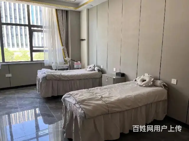 【同城搜铺网免费找店】曼哈顿北门400平理发养生馆转让 - 图片 3