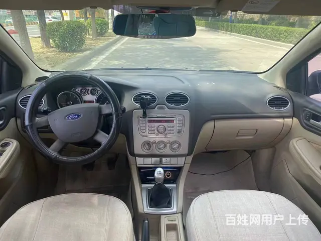 福特 福克斯 2013款 经典福克斯-三厢 1.8 手动 百 - 图片 6