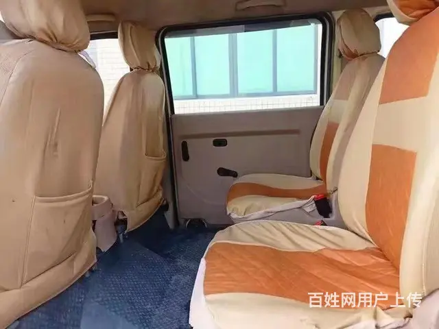 14年五菱宏光S 1.5排量7座独立座椅 - 图片 9