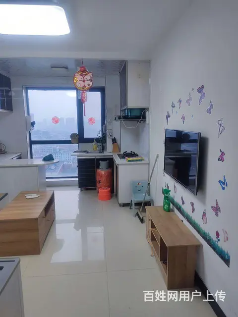 此房位于火车站东出口，复试的房子楼上两个卧室，楼下厨房客厅卫 - 图片 5
